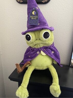 Viral Moonlight Manor Green Plush Wizard Frog with Purple Hat & Cape